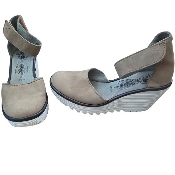 Fly London Women's Yand Brown Leather Wedge Sandal sz 37 $175 Casual Basic - Picture 1 of 9